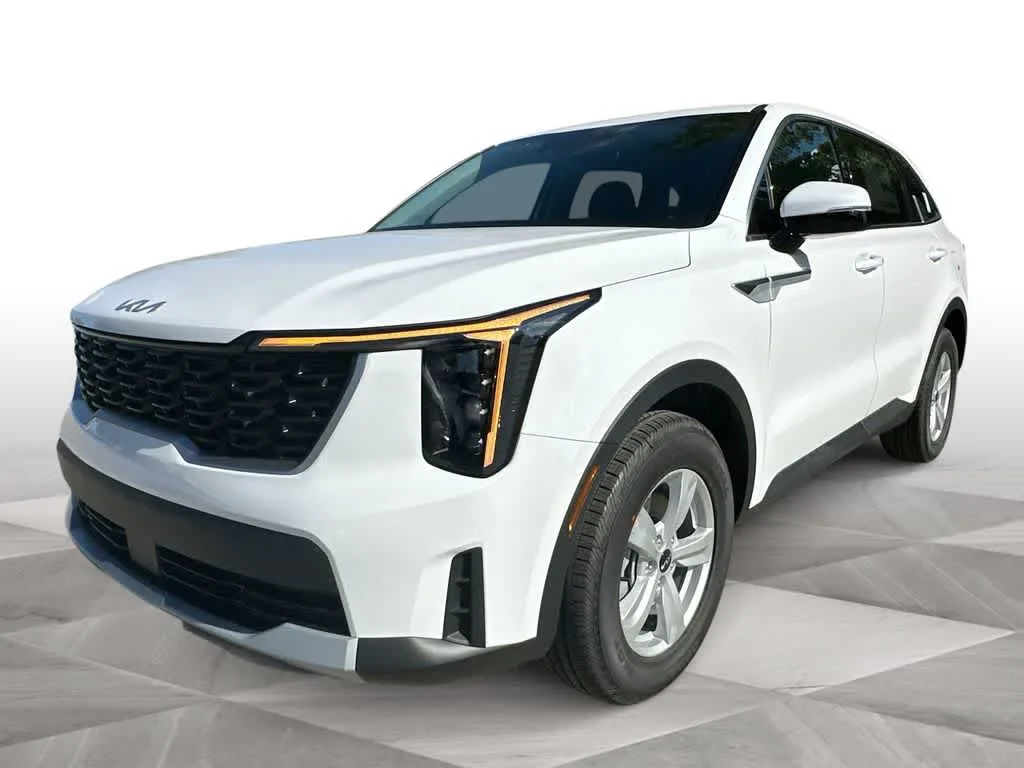 2026 Kia Sorento LX photo 4