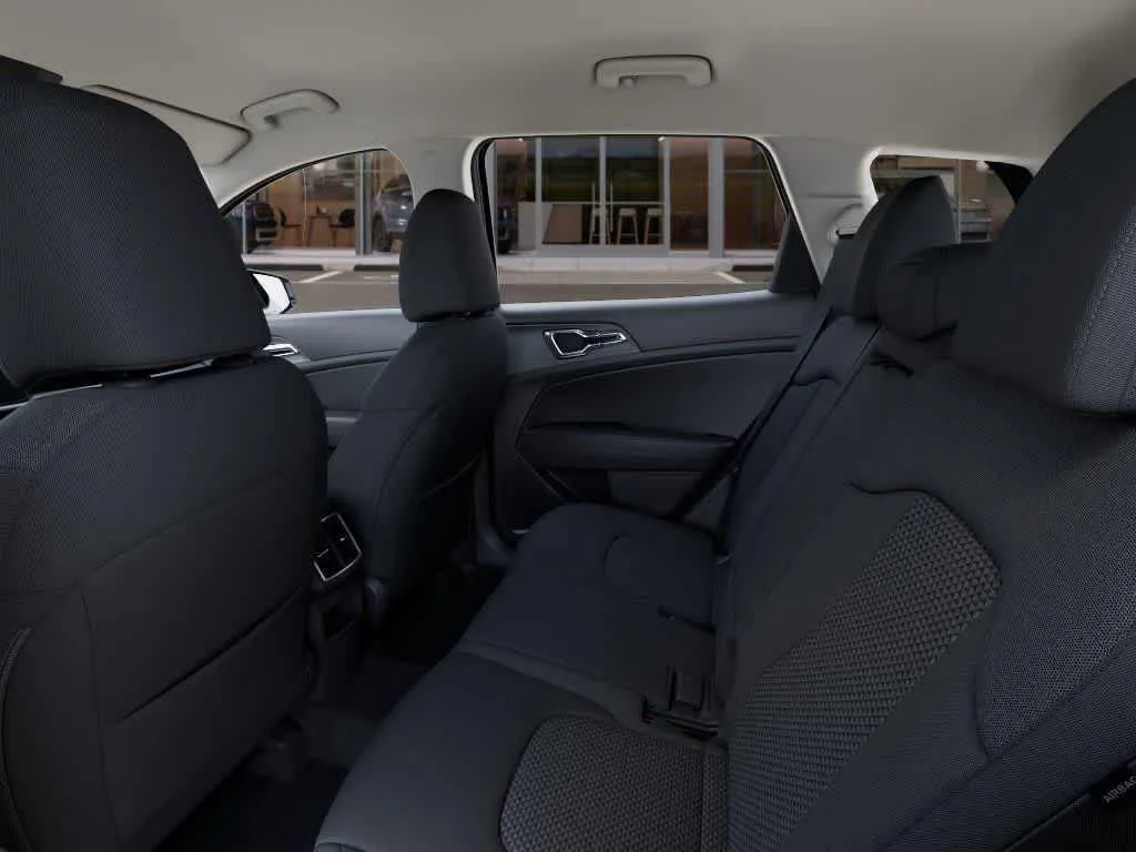 2026 Kia Sportage LX photo 17