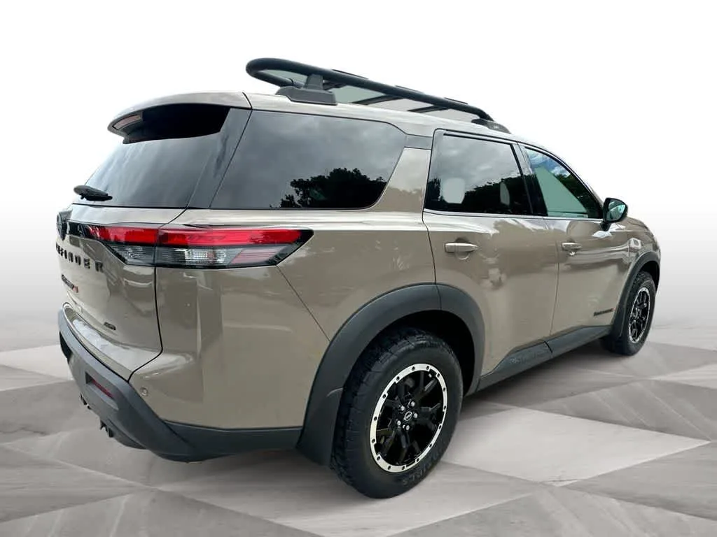 2023 Nissan Pathfinder Rock Creek photo 8