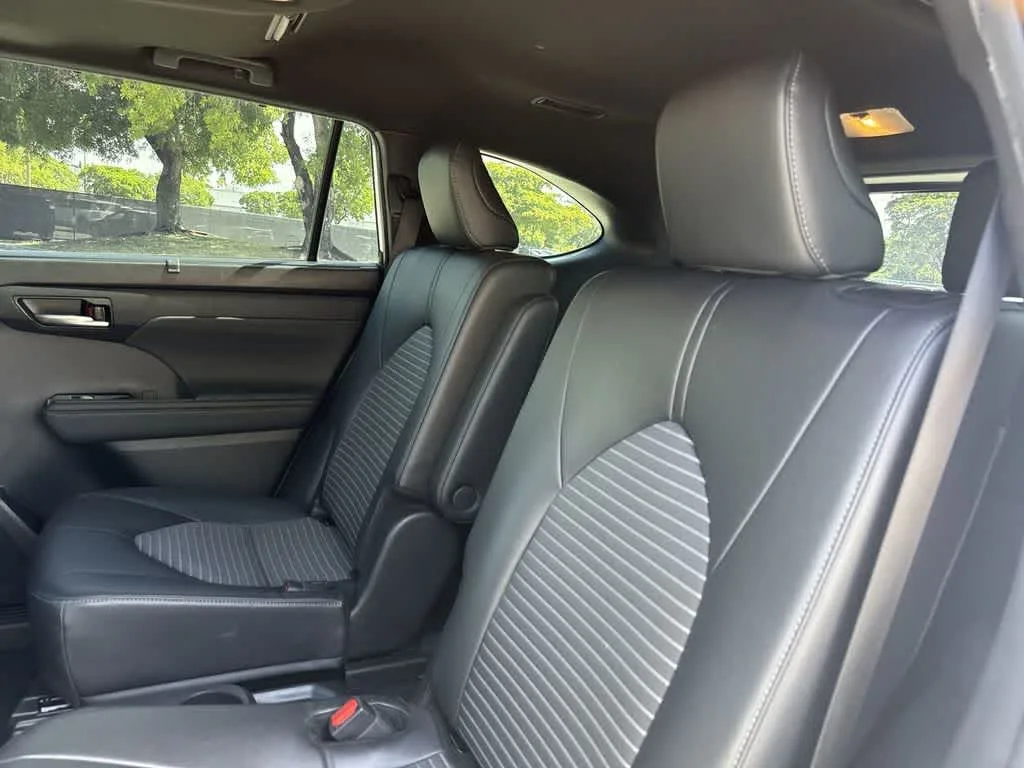 2024 Toyota Highlander XSE photo 22