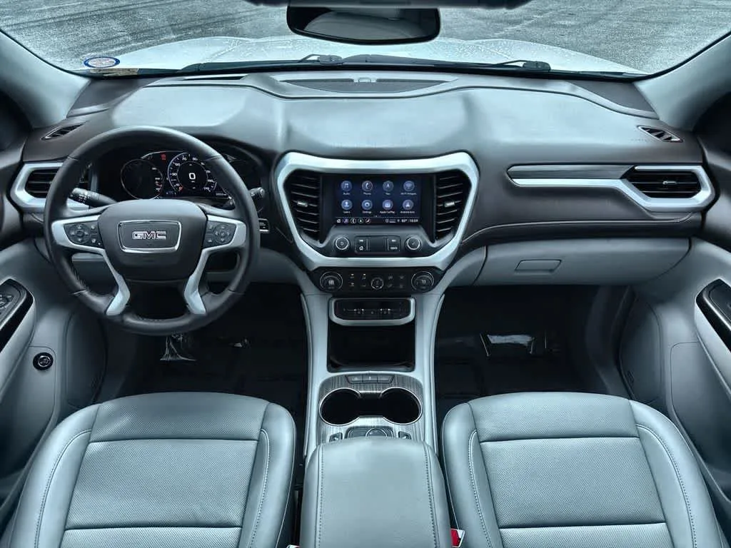 2023 GMC Acadia SLT photo 24