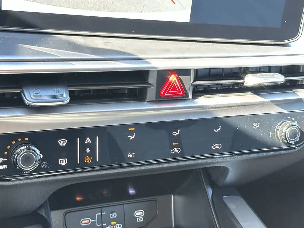 2026 Kia Sorento LX photo 20