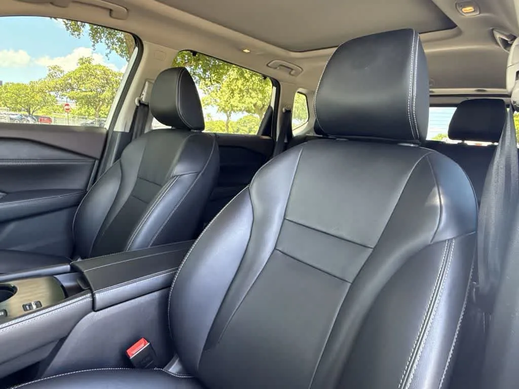 2021 Nissan Rogue SL photo 13