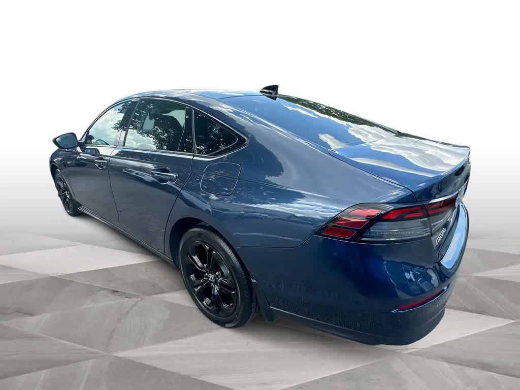 2025 Honda Accord SE photo 6