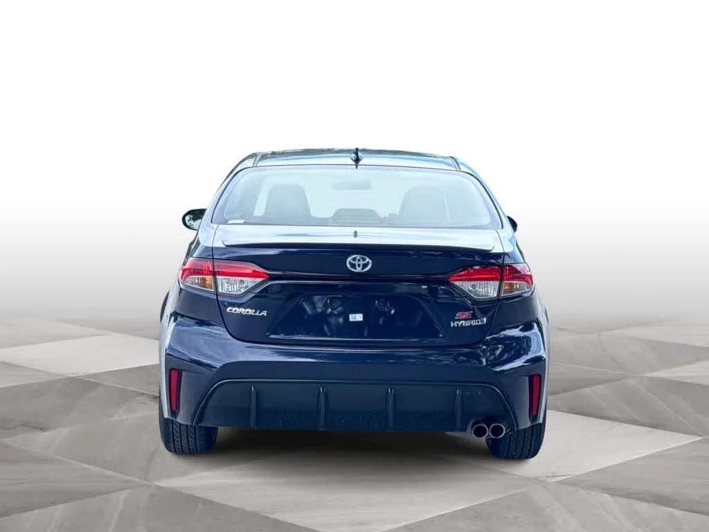 2024 Toyota Corolla Hybrid SE photo 7
