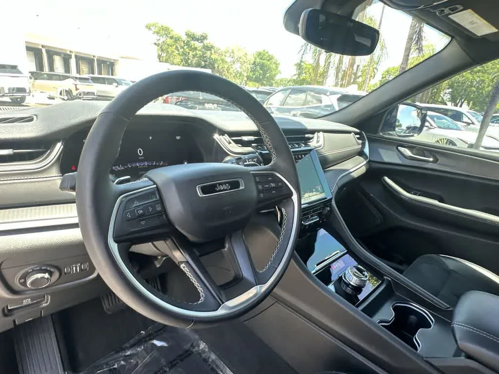 2024 Jeep Grand Cherokee L Altitude X photo 19