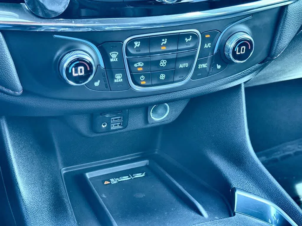 2023 Chevrolet Traverse RS photo 20