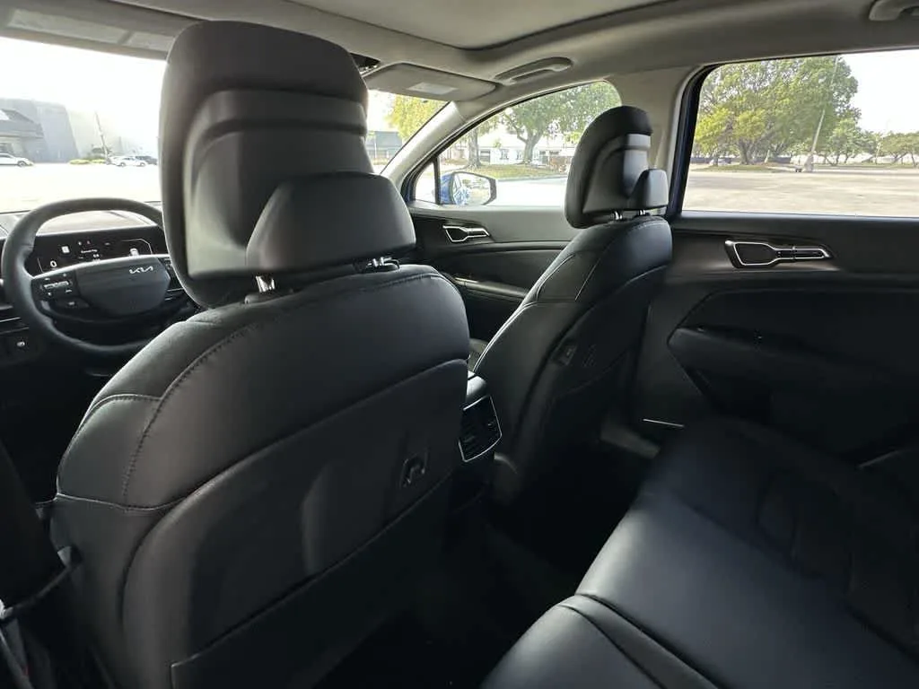 2026 Kia Sportage SX-Prestige photo 23