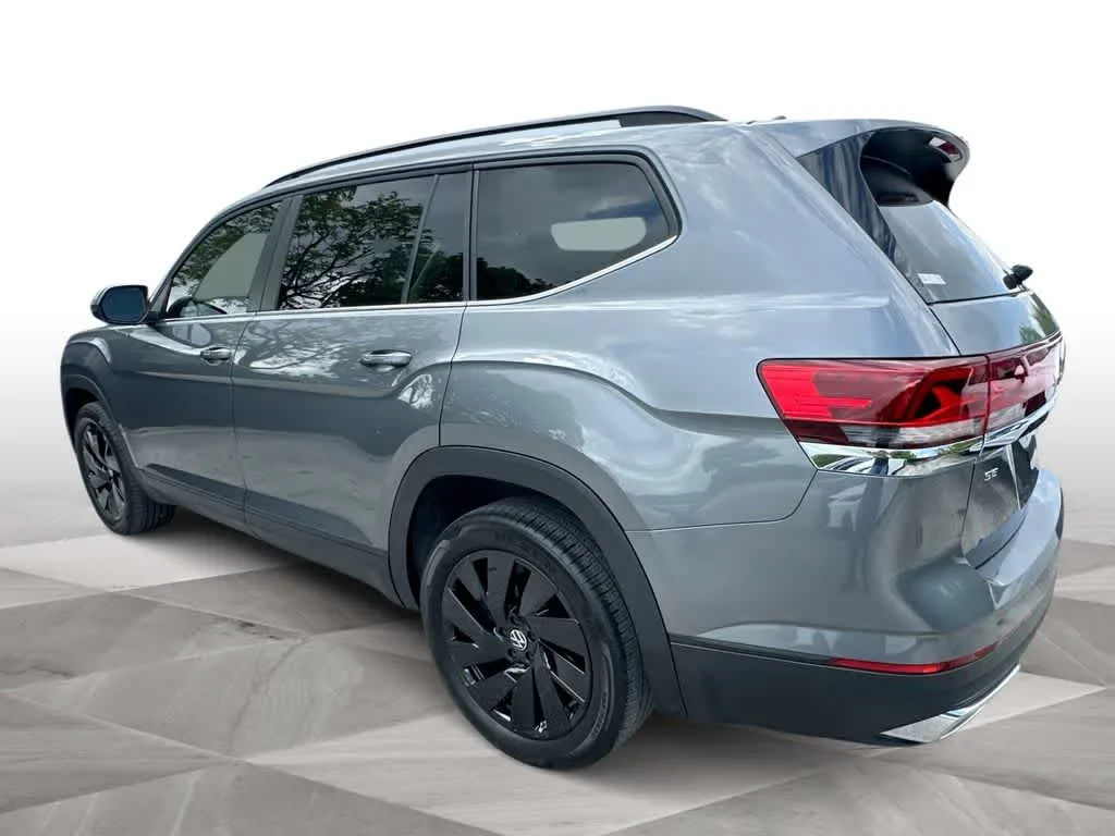 2024 Volkswagen Atlas 2.0T SE w/Technology photo 6