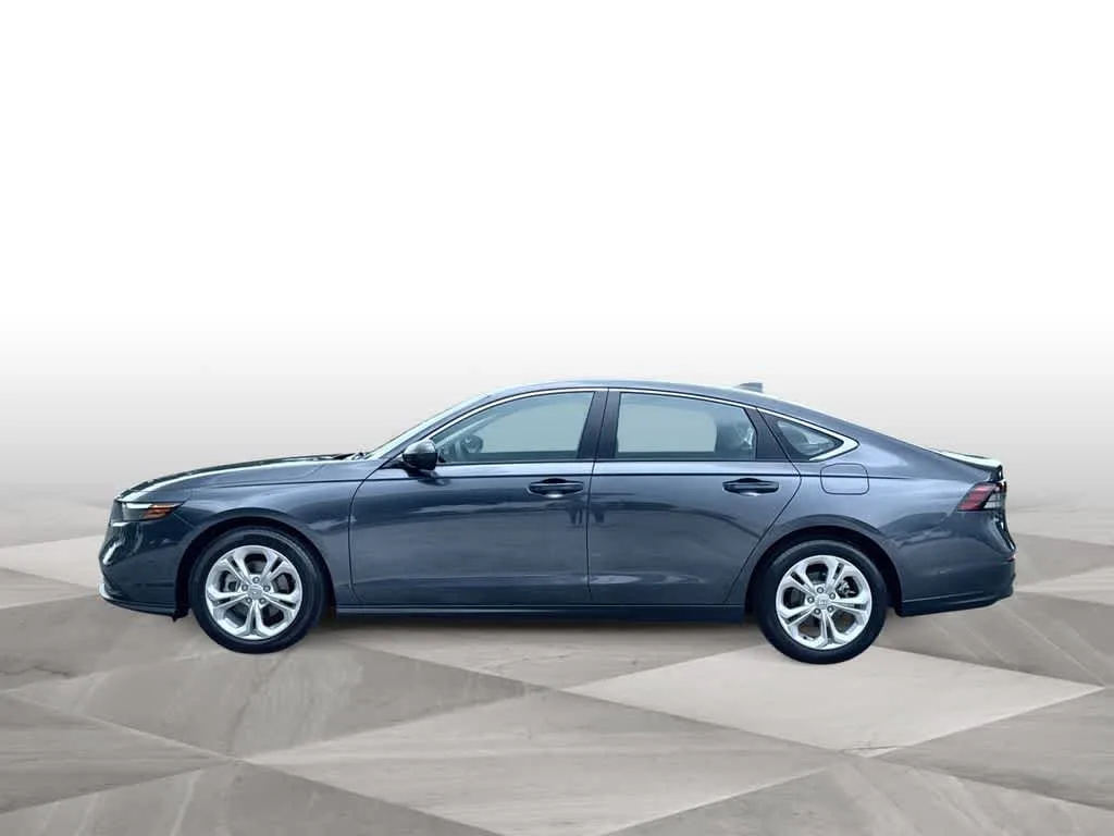 2025 Honda Accord LX photo 5
