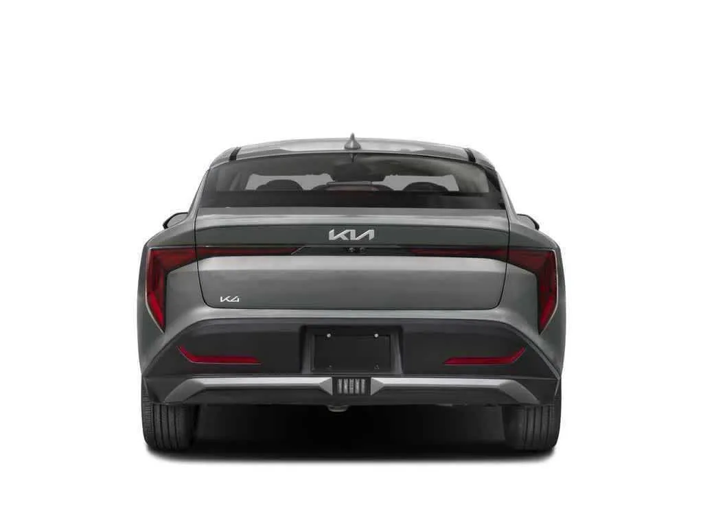 2026 Kia K4 LXS photo 3