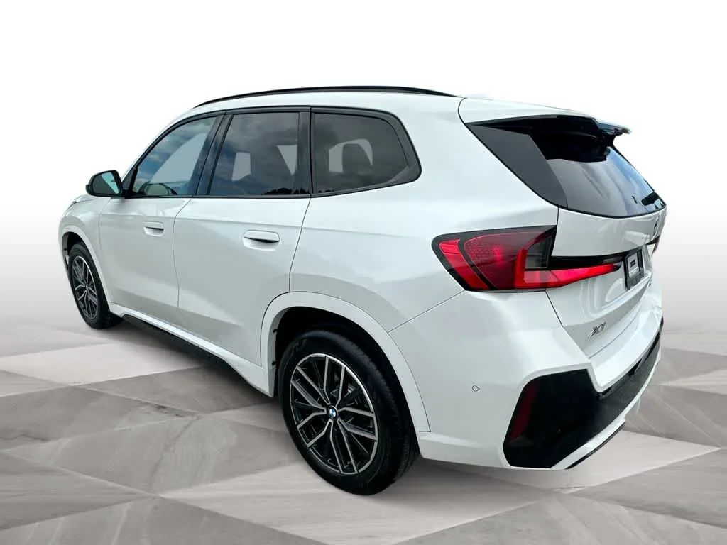 2025 BMW X1 xDrive28i xDrive28i photo 6