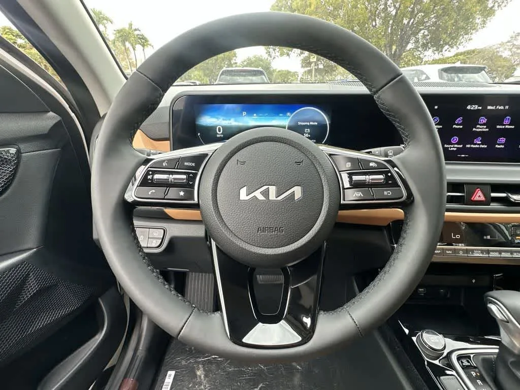 2026 Kia Seltos EX photo 15