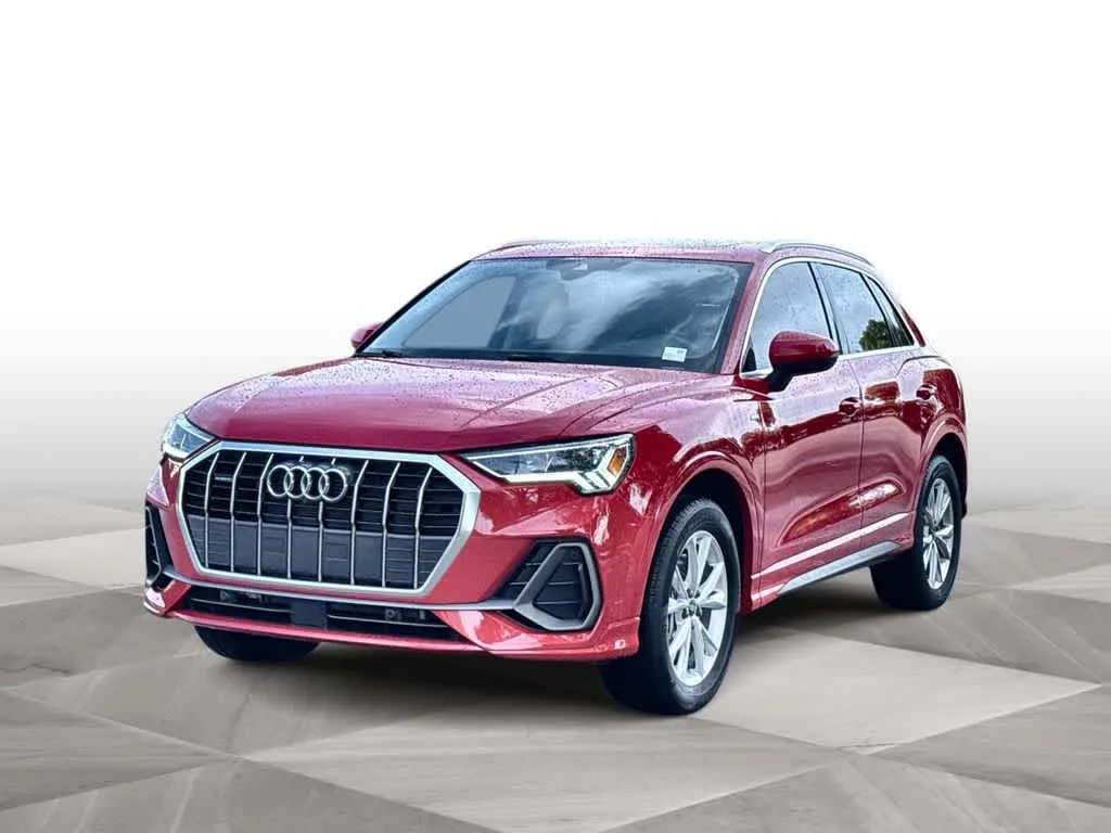 2025 Audi Q3 S line Premium Plus photo 4
