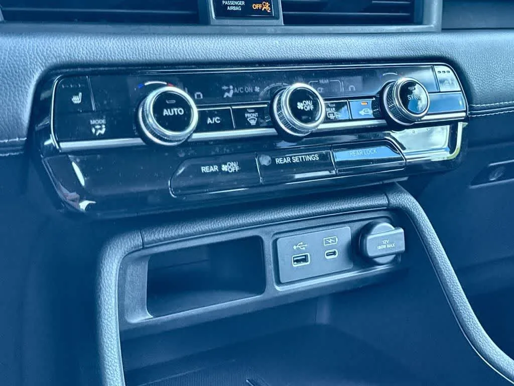 2023 Honda Pilot EX-L 7 Passenger photo 20