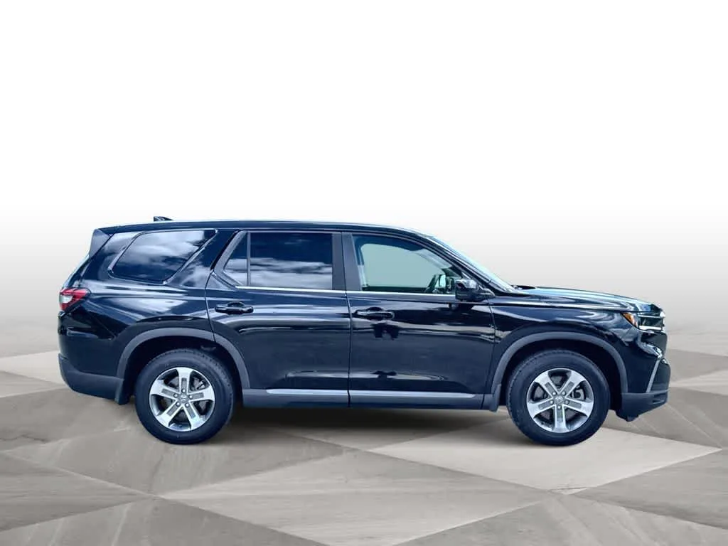 2023 Honda Pilot EX-L 7 Passenger photo 9