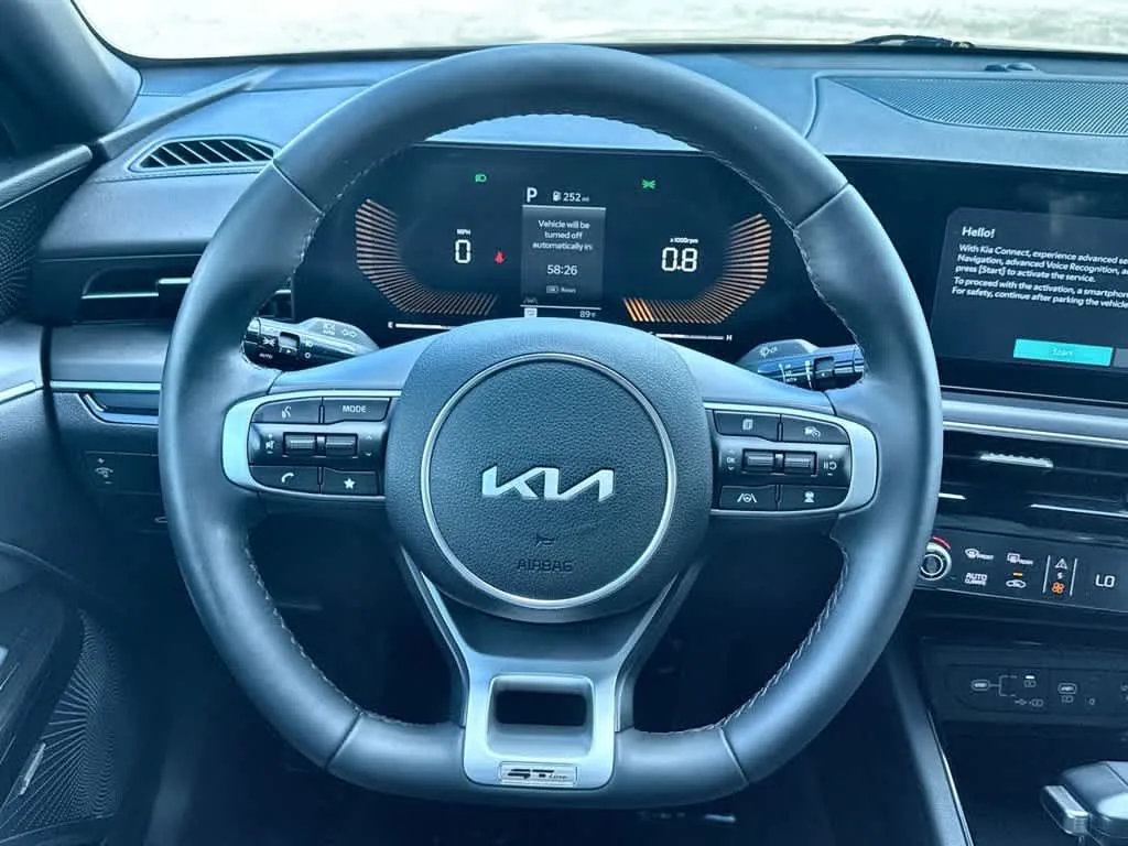 2025 Kia K5 GT-Line photo 15