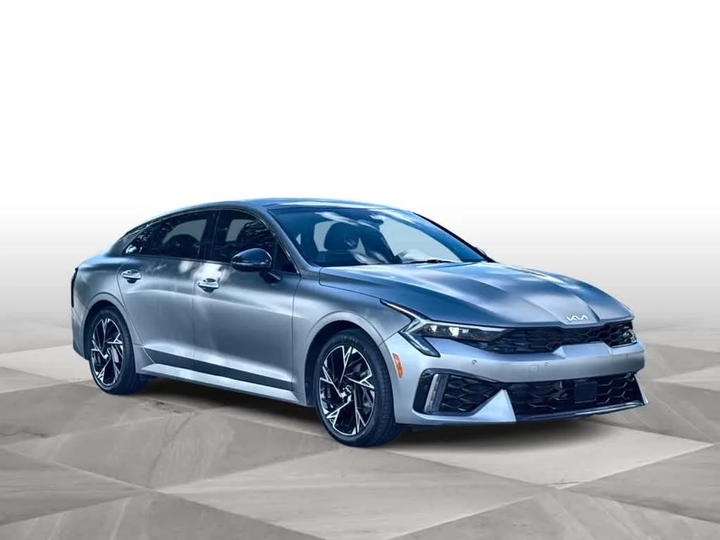 2025 Kia K5 GT-Line photo 2