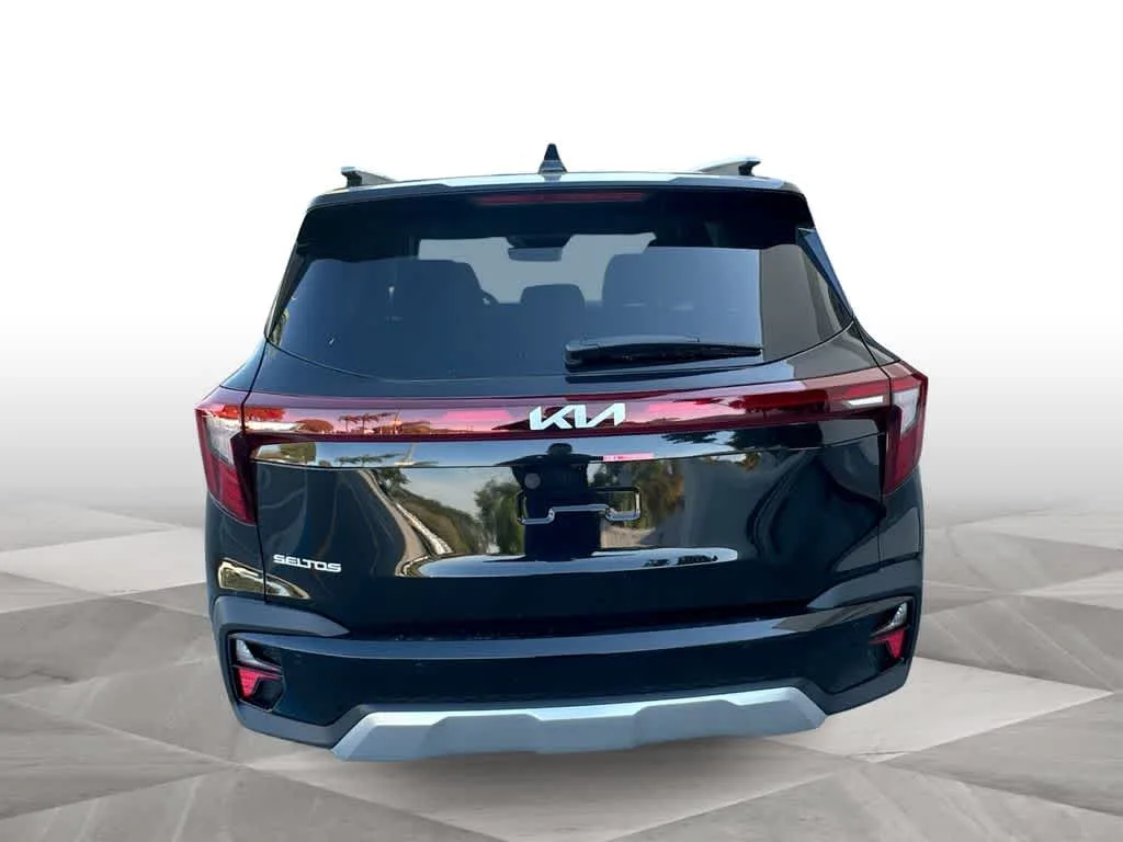 2026 Kia Seltos EX photo 7