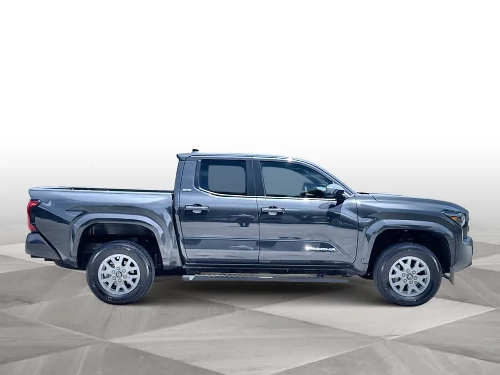 2025 Toyota Tacoma SR5 photo 9