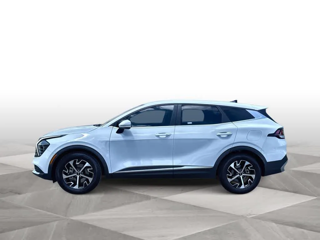 2025 Kia Sportage EX photo 5