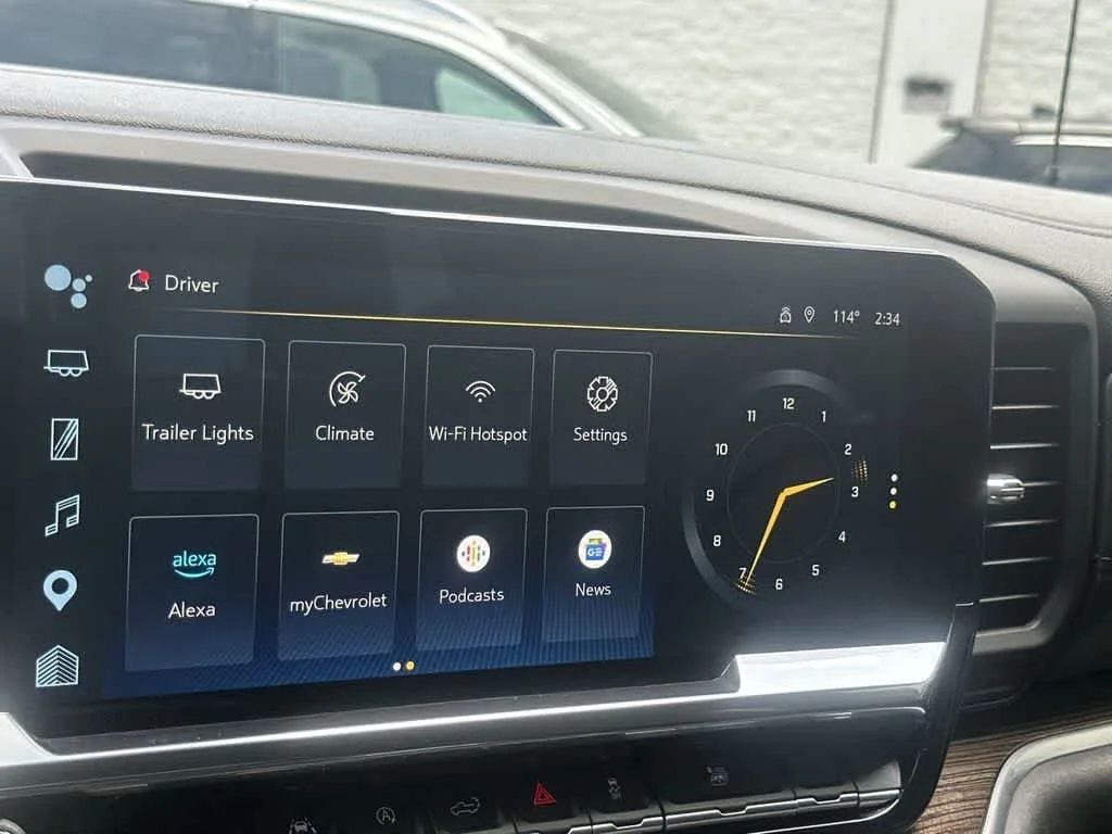 2025 Chevrolet Silverado 1500 RST photo 25