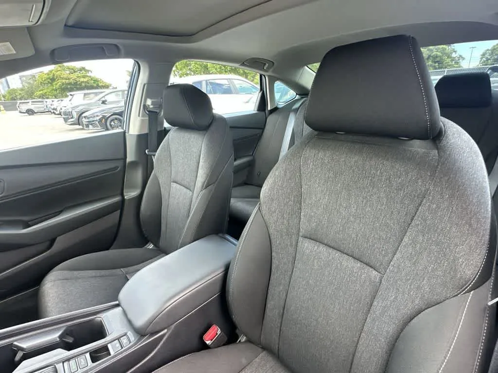 2025 Honda Accord SE photo 14