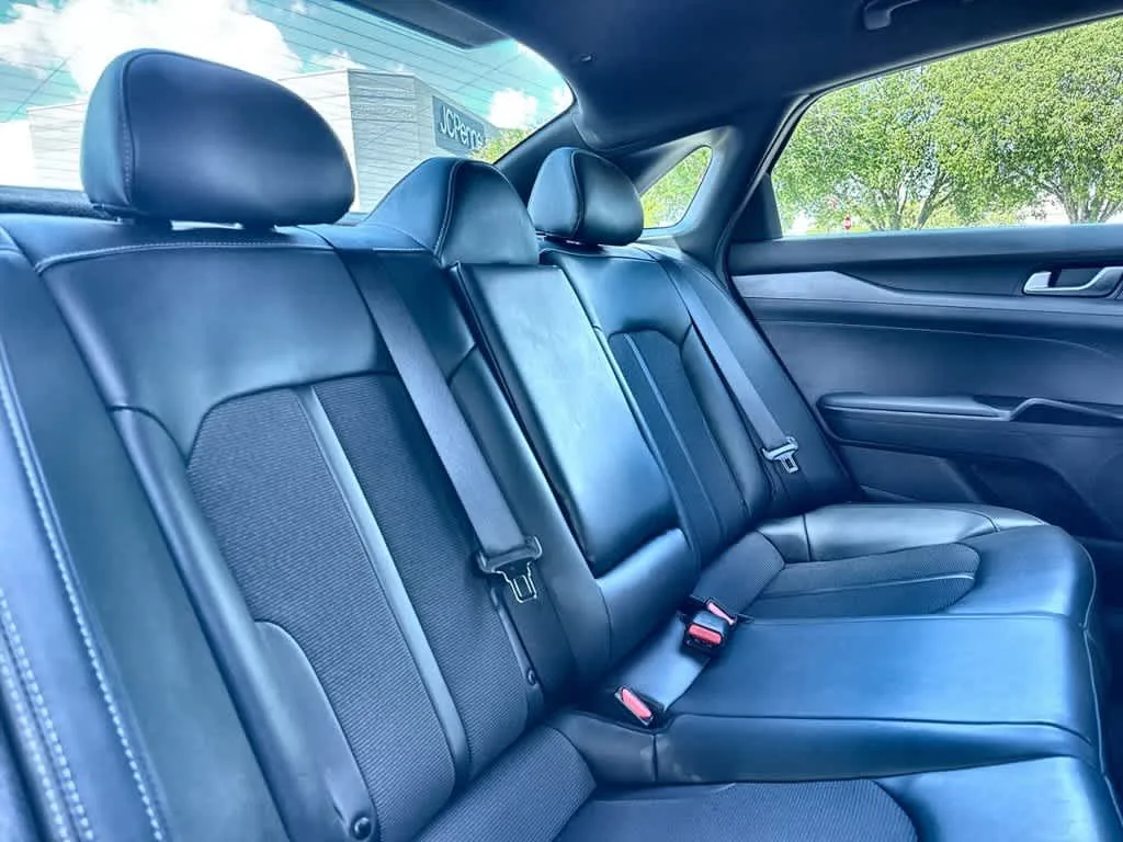 2024 Kia K5 GT-Line photo 26