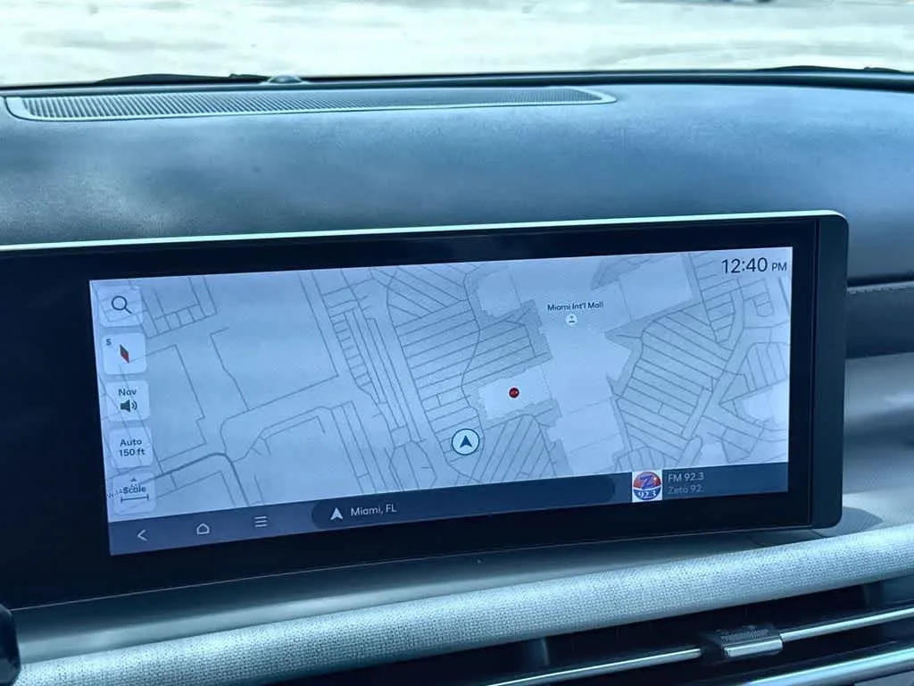 2025 Hyundai Tucson SEL Convenience photo 18