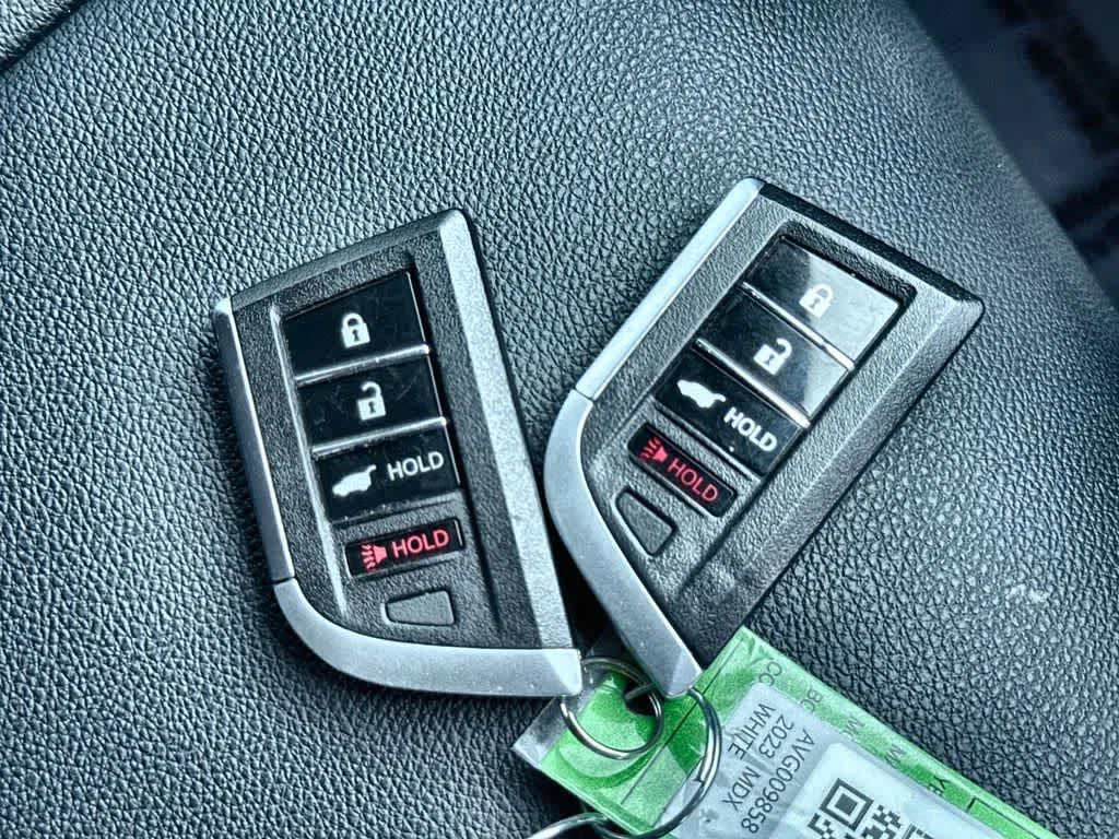 2023 Acura MDX Base photo 28