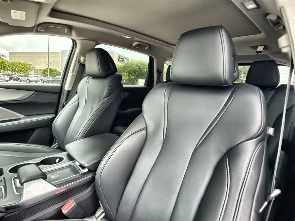 2023 Acura MDX Base photo 14