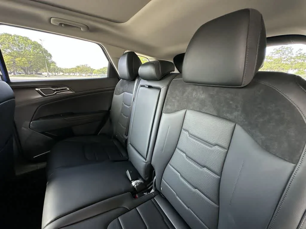 2026 Kia Sportage SX-Prestige photo 22