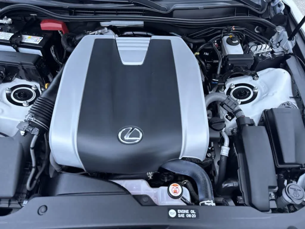 2024 Lexus IS 350 F SPORT Design photo 12