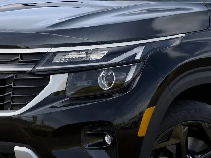 2026 Kia Seltos EX photo 10