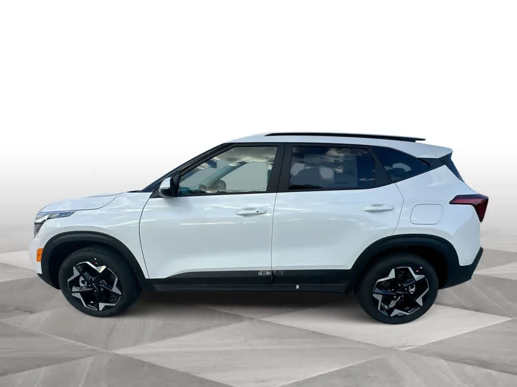 2026 Kia Seltos S photo 5