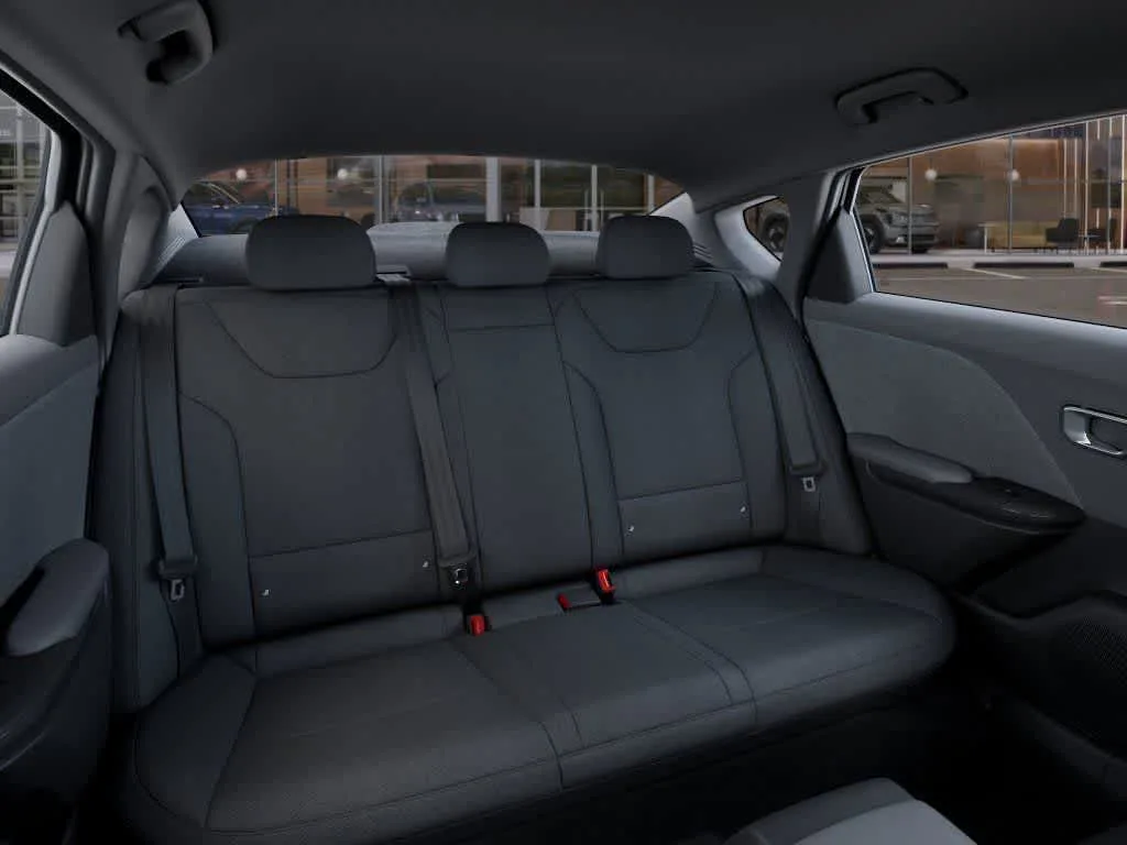 2026 Kia K4 LXS photo 16