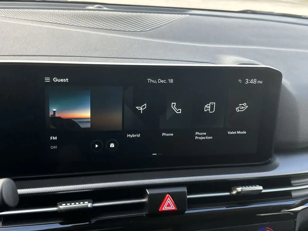 2026 Kia Sportage Hybrid S photo 18