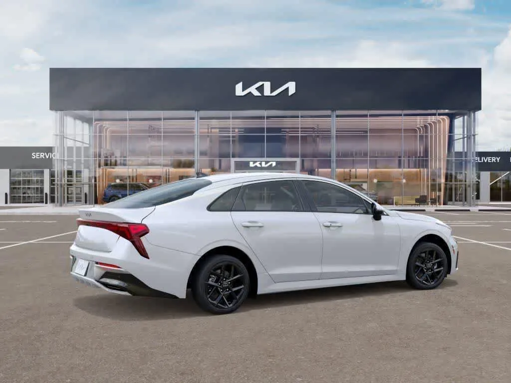 2026 Kia K5 LXS photo 6