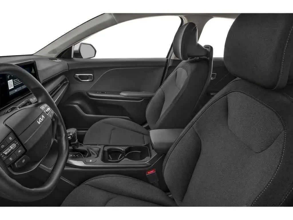 2026 Kia K4 LXS photo 5