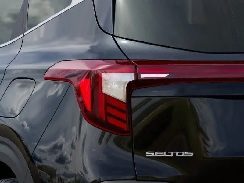 2026 Kia Seltos EX photo 11