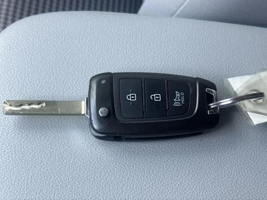 2023 Hyundai Kona SE photo 29