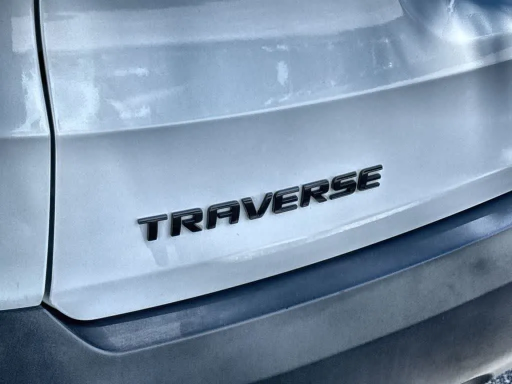 2023 Chevrolet Traverse RS photo 10
