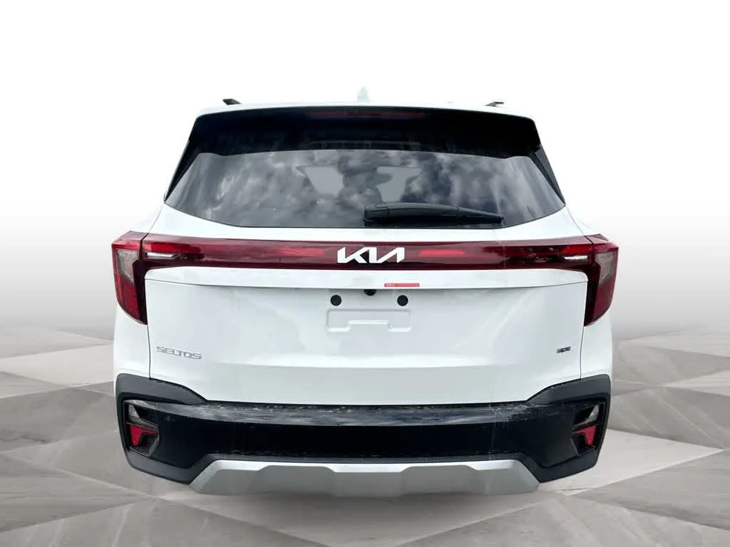 2026 Kia Seltos EX photo 7