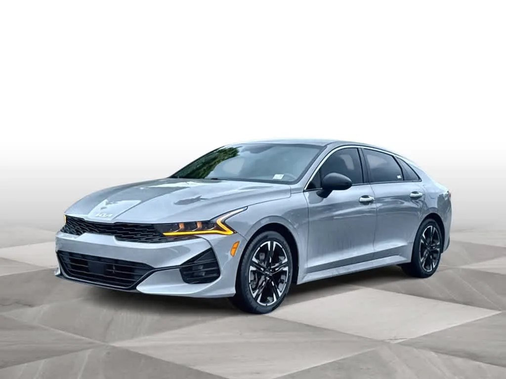 2024 Kia K5 GT-Line photo 4