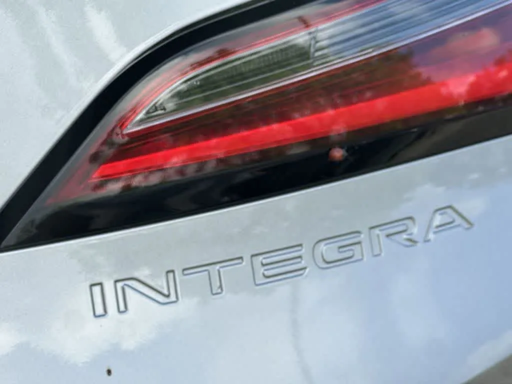 2025 Acura Integra Base photo 11