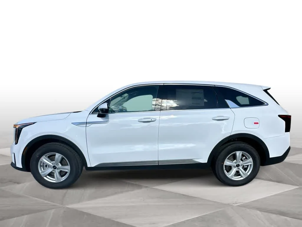 2026 Kia Sorento LX photo 5