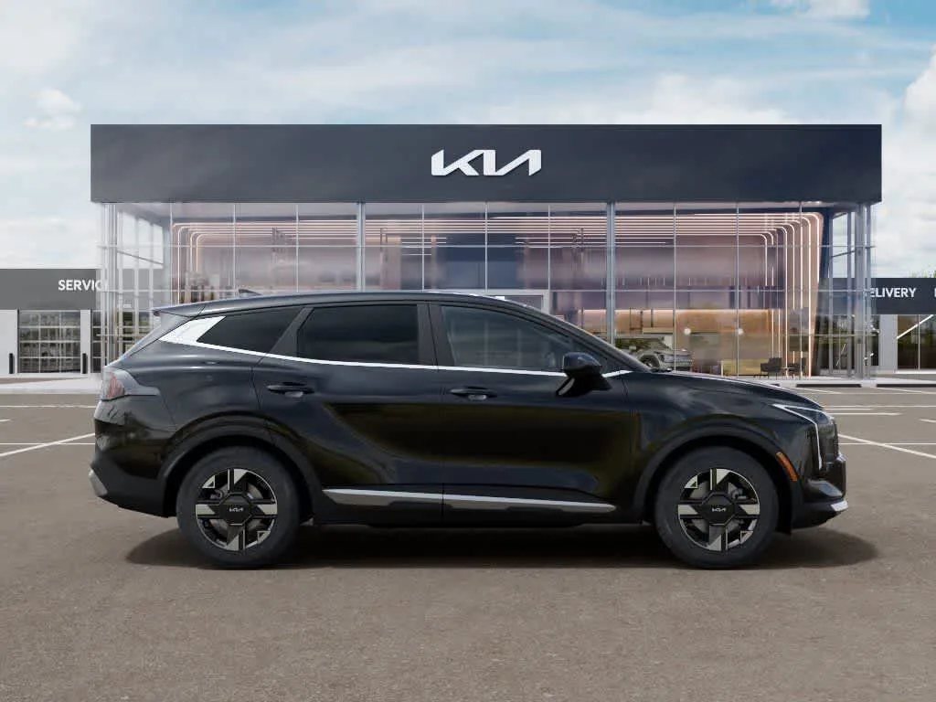 2026 Kia Sportage LX photo 6