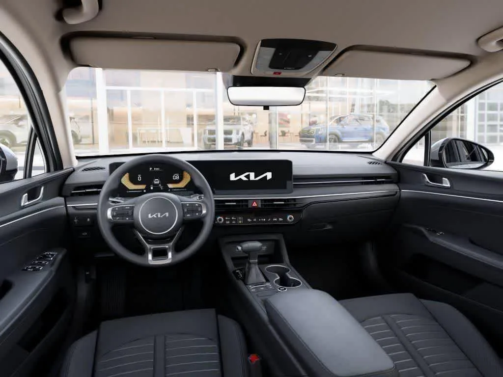 2026 Kia K5 LXS photo 14