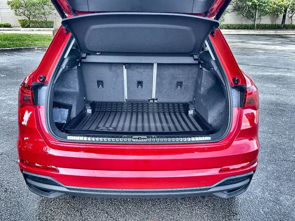 2025 Audi Q3 S line Premium Plus photo 25
