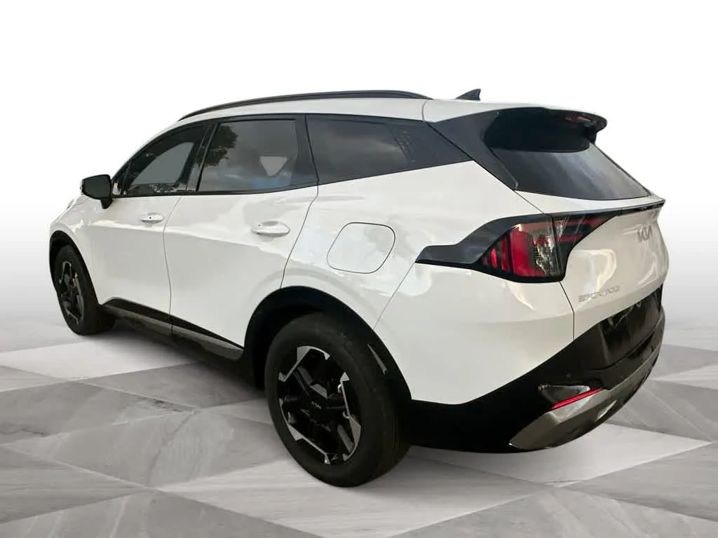 2026 Kia Sportage SX photo 6